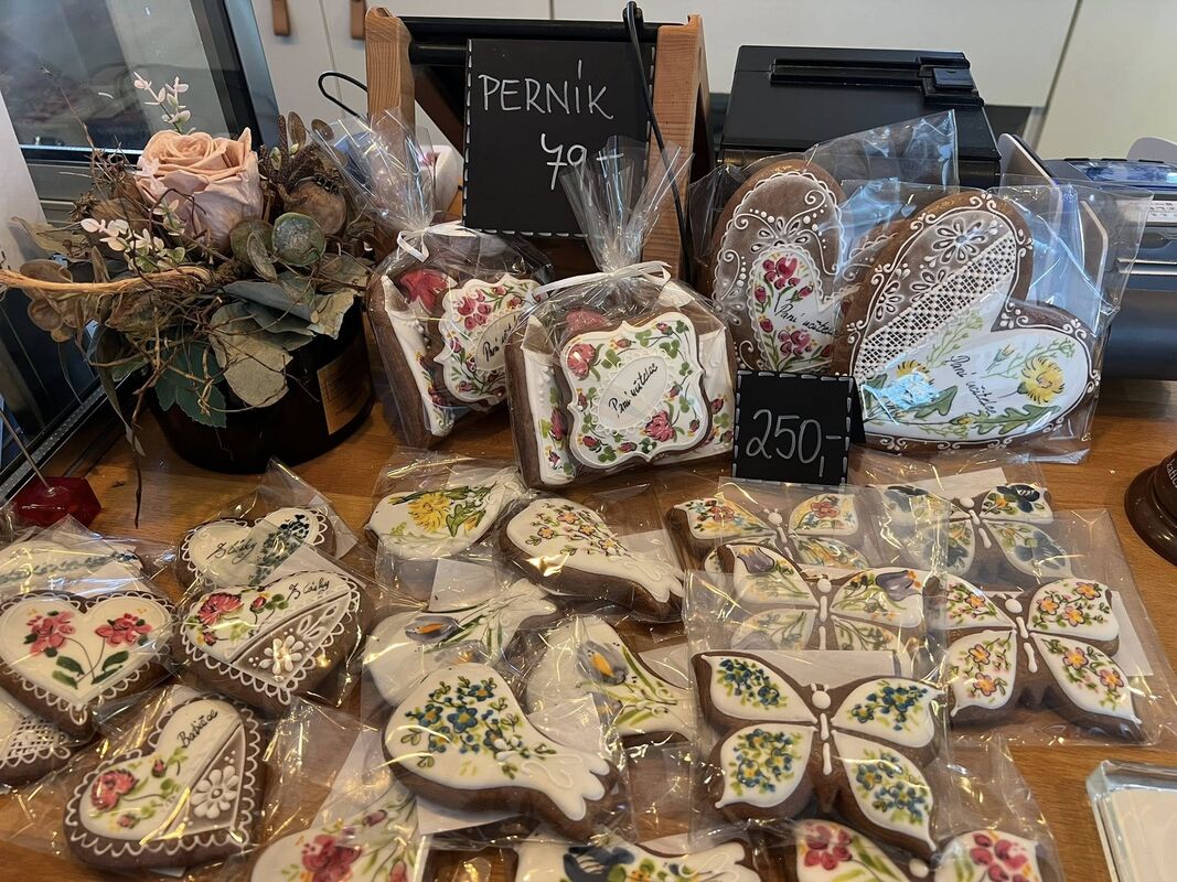 Kolekce perníčků s květinovými motivy